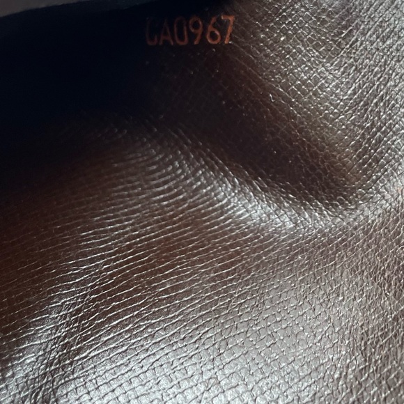 Louis Vuitton Tresor 90s Daimier Ebene Belt Bag - Picture 10 of 12